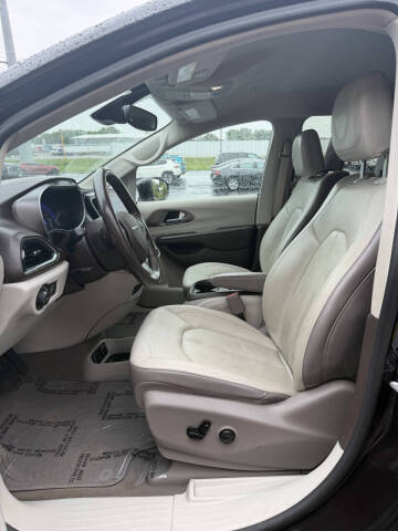 2019 Chrysler Pacifica Touring L Plus