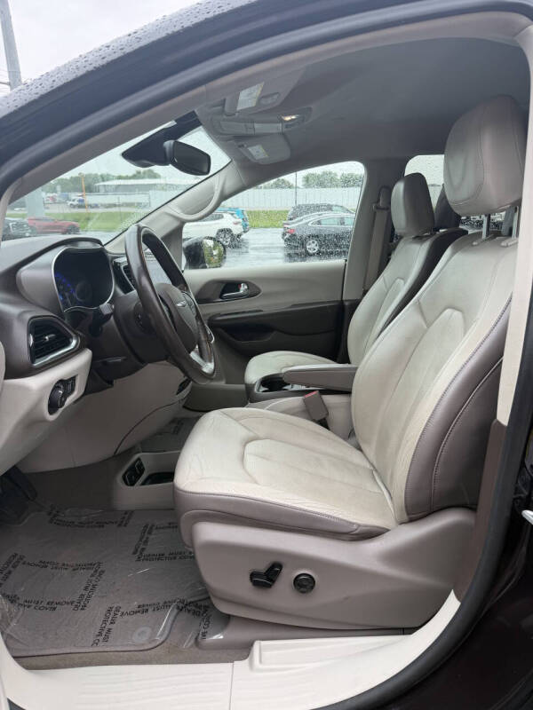 2019 Chrysler Pacifica Touring L Plus