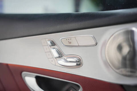 2021 Mercedes-Benz GLC GLC 300