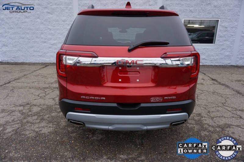 2021 GMC Acadia SLT