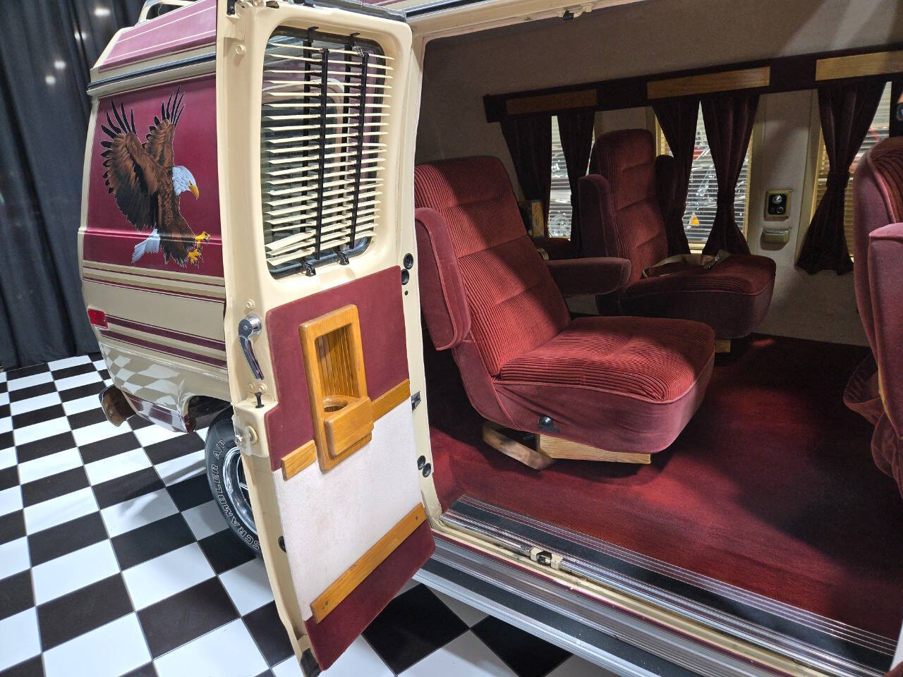 1988 Chevrolet Chevy Van 70