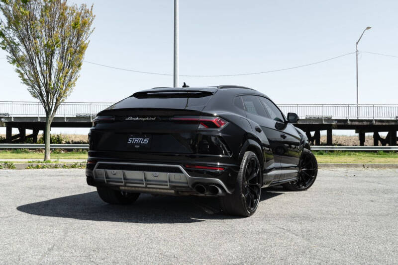 2020 Lamborghini Urus