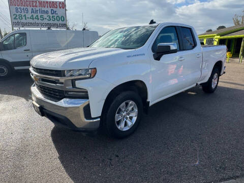 2019 Chevrolet Silverado 1500 for sale at RODRIGUEZ MOTORS CO. in Houston TX