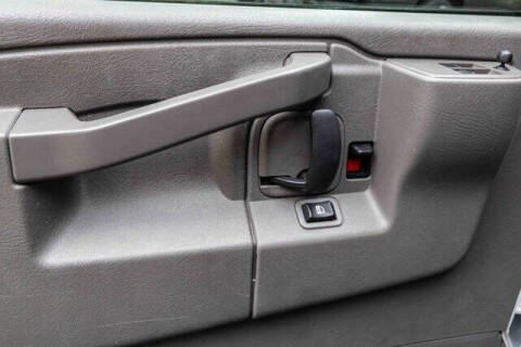 2023 GMC Savana 2500