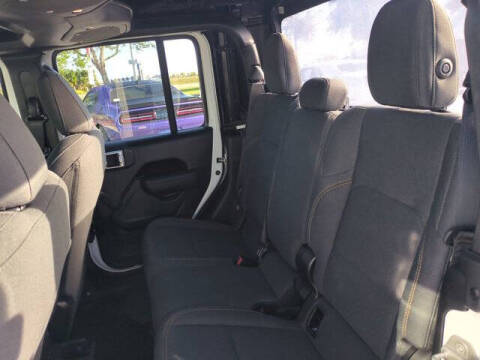 2024 Jeep Gladiator Sport