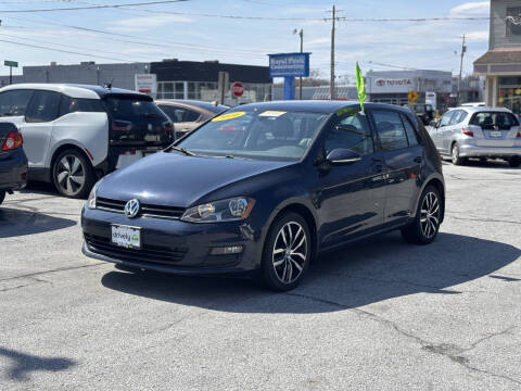 2016 Volkswagen Golf TSI SE