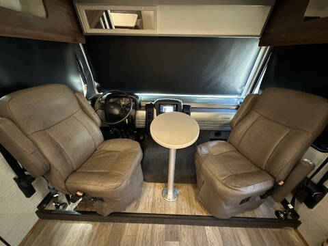 2020 Winnebago Intent 28y