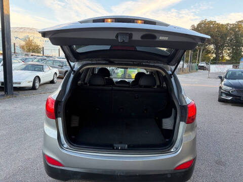 2010 Hyundai Tucson GLS