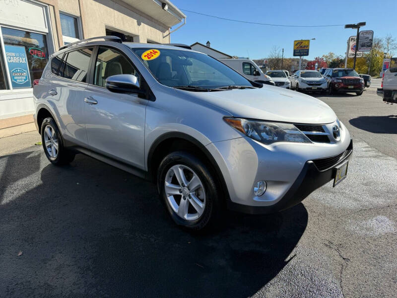 2014 Toyota RAV4 null photo 4