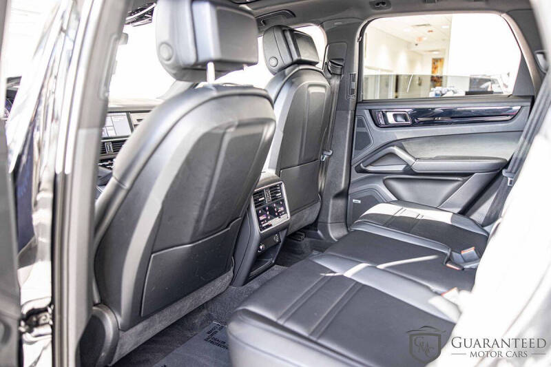 2019 Porsche Cayenne S