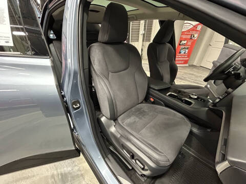 2023 Lexus RZ 450e Luxury