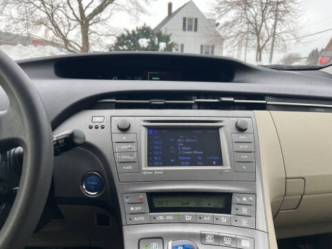 2012 Toyota Prius Two