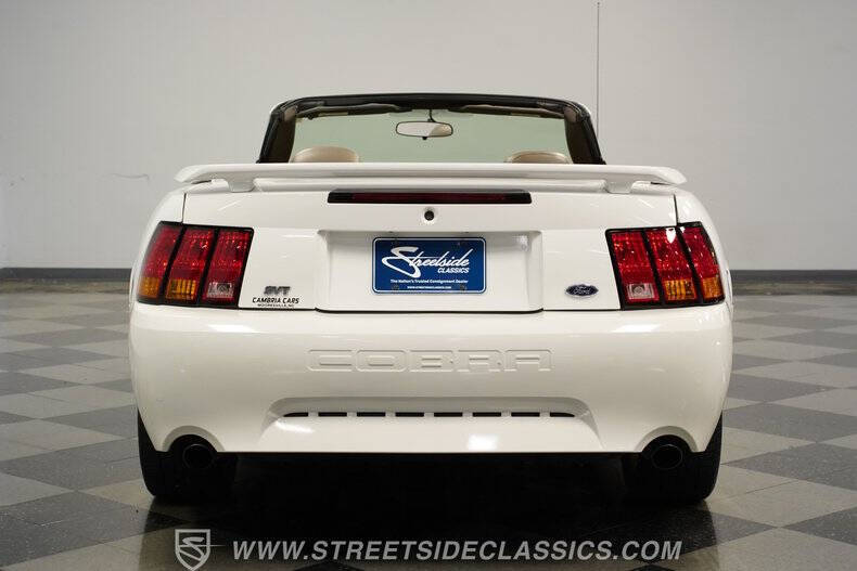 2001 Ford Mustang SVT Cobra