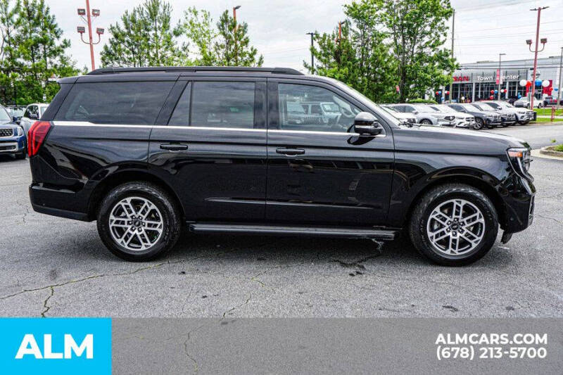 2025 Ford Expedition Active