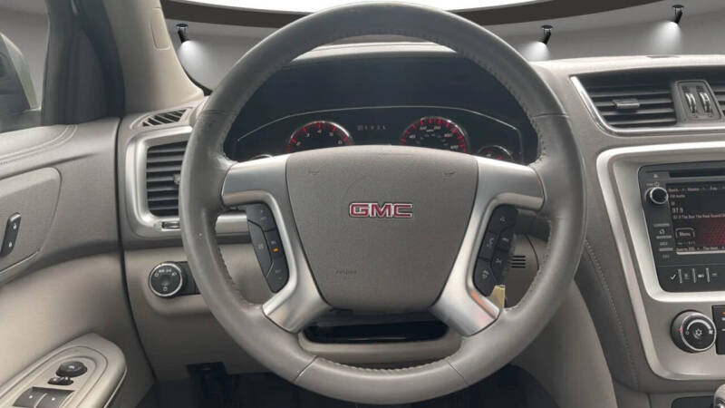 2015 GMC Acadia SLE-2