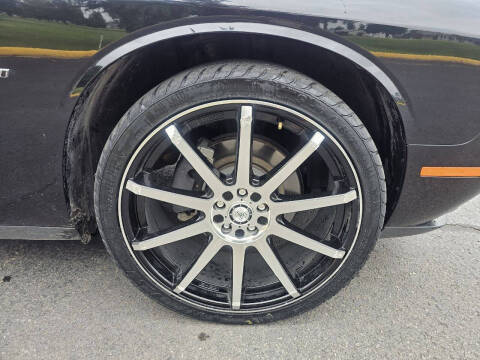 2015 Dodge Challenger R/T Plus Shaker
