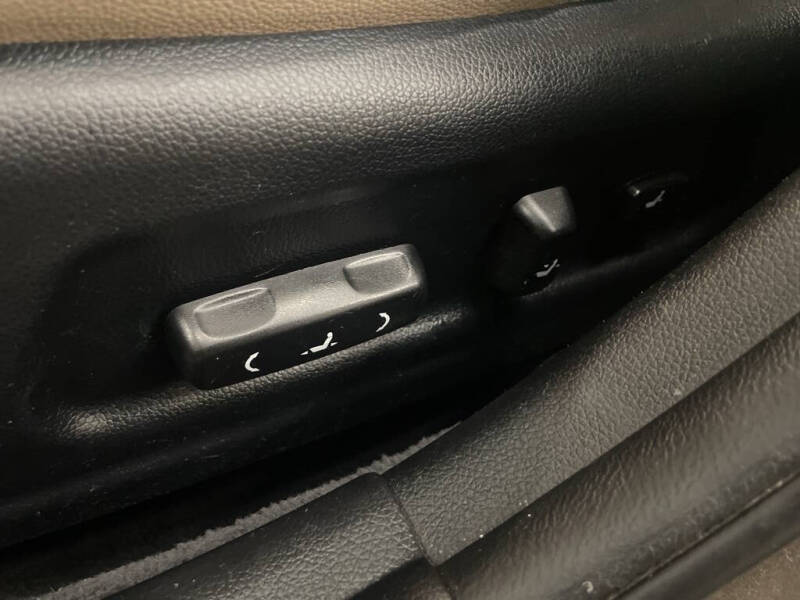 2015 Kia Cadenza Premium