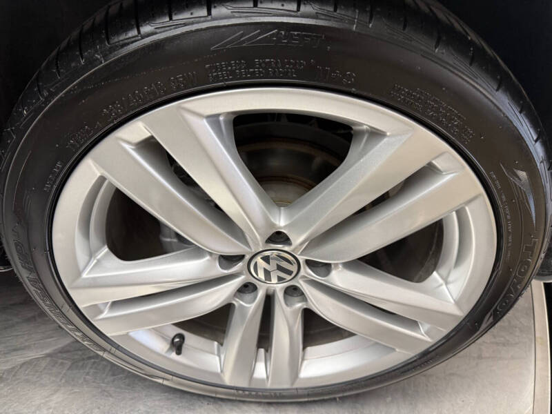 2012 Volkswagen Eos Executive SULEV