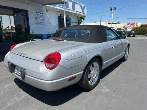 2005 Ford Thunderbird Deluxe