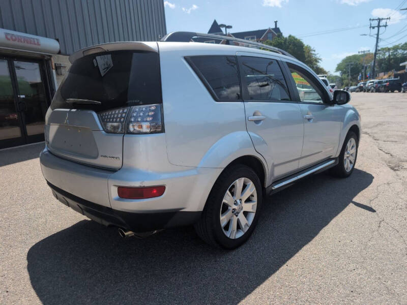 2012 Mitsubishi Outlander SE