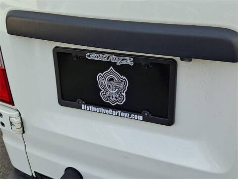 2019 Nissan NV 1500 SV