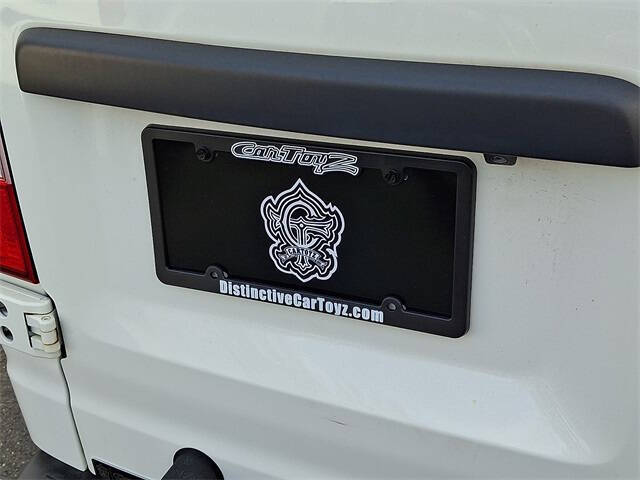 2019 Nissan NV 1500 SV