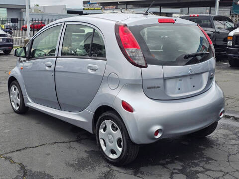 2012 Mitsubishi i-MiEV ES