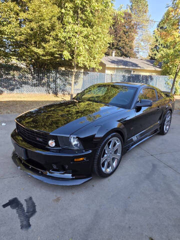 2005 Ford Mustang GT Premium