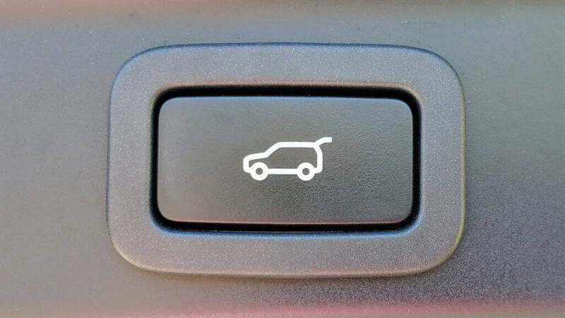 2019 Jaguar F-PACE S