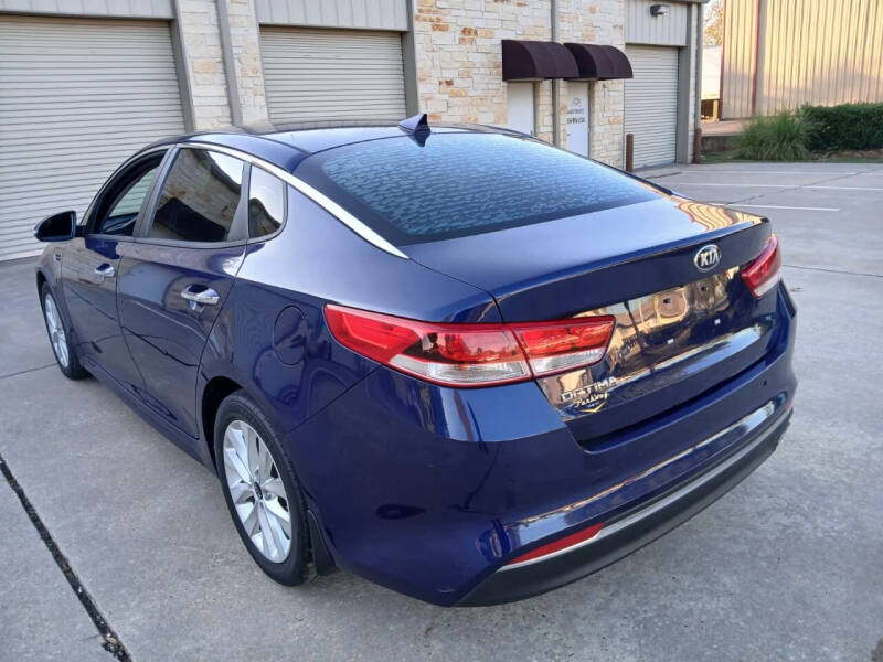 2018 Kia Optima LX