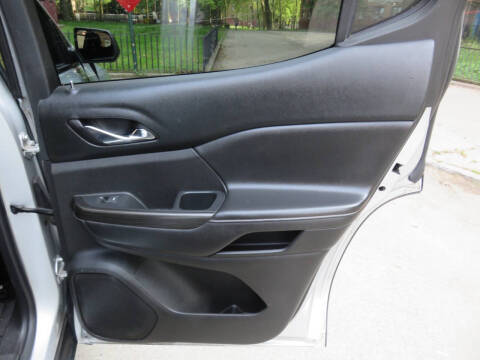 2017 GMC Acadia SLE-2