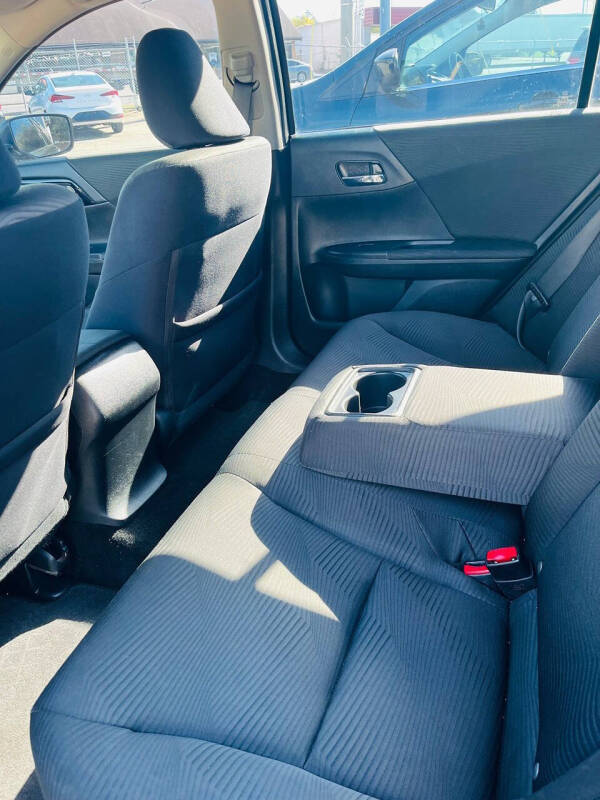 2017 Honda Accord LX