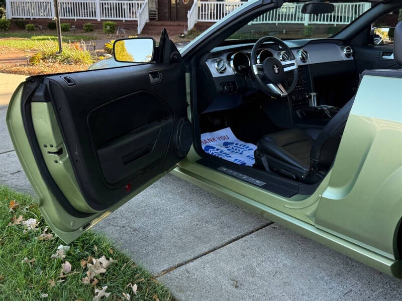 2006 Ford Mustang