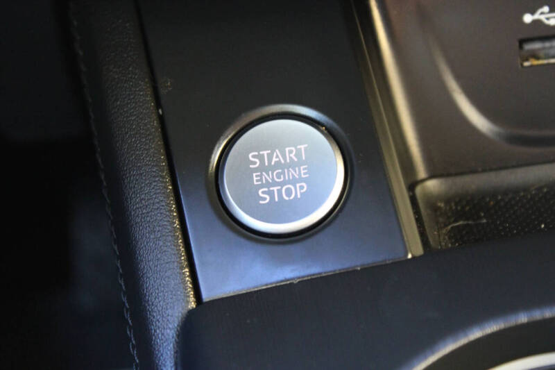 2019 Audi A4 quattro Premium Plus 45 TFSI