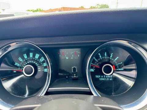 2013 Ford Mustang V6