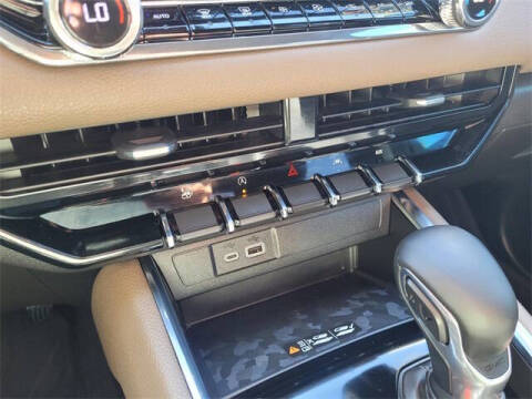 2025 GMC Canyon Denali