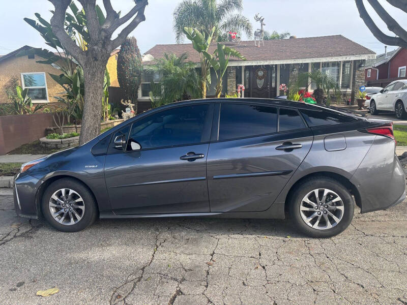 2022 Toyota Prius XLE