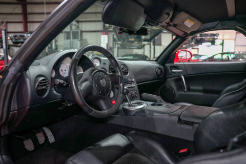 2004 Dodge Viper SRT-10