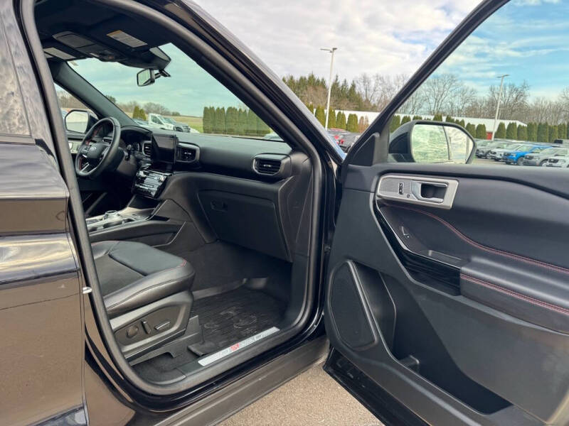 2023 Ford Explorer ST-Line