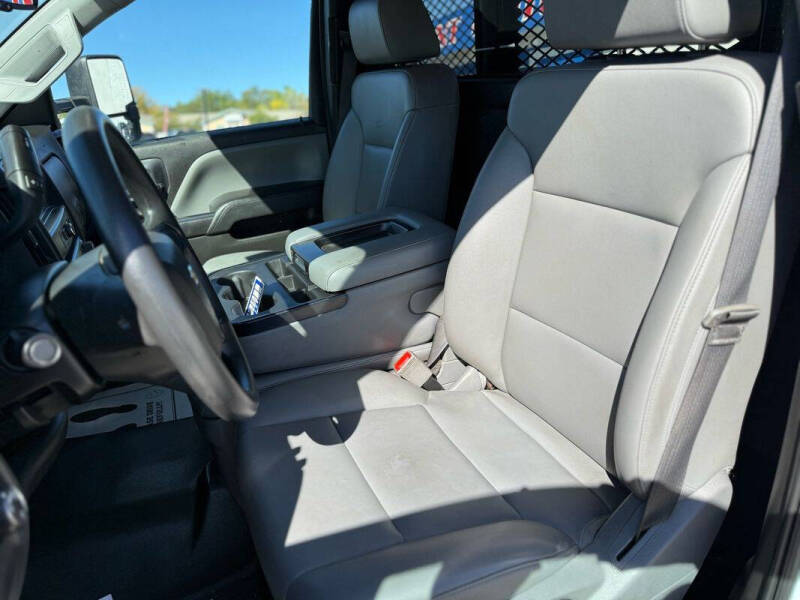 2021 Chevrolet Silverado 5500HD