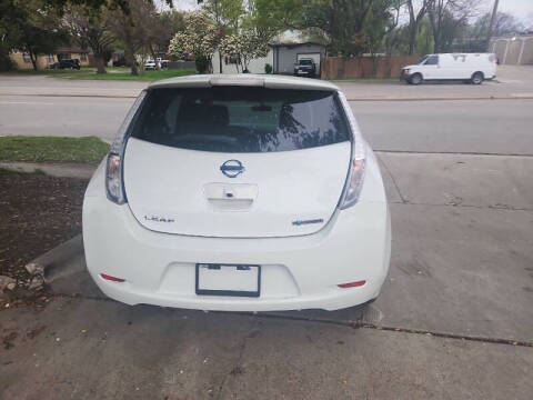 2014 Nissan LEAF SV