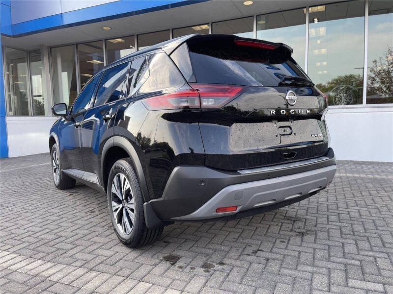 2021 Nissan Rogue SV