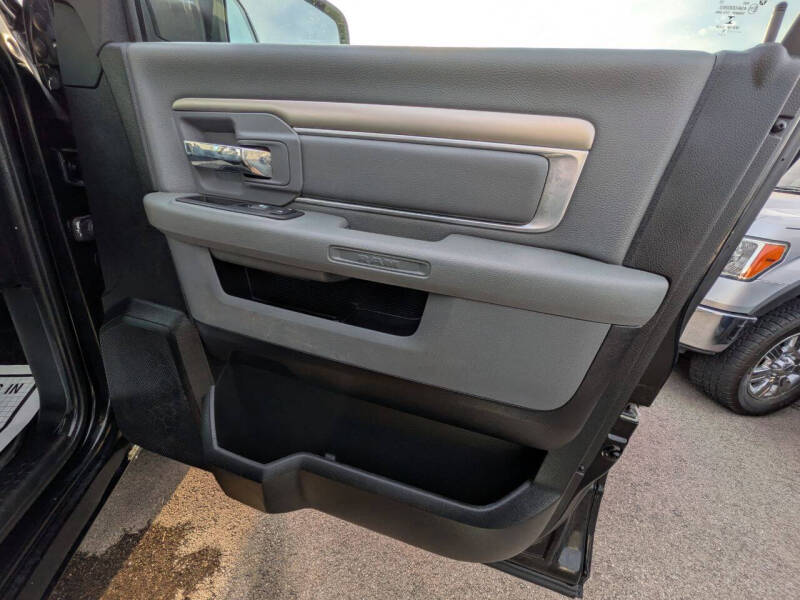 2019 RAM 1500 Classic SLT