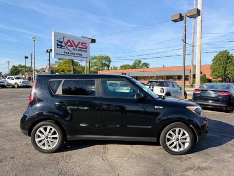 2017 Kia Soul +