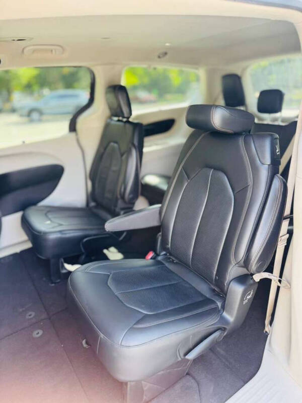 2018 Chrysler Pacifica Touring L Plus