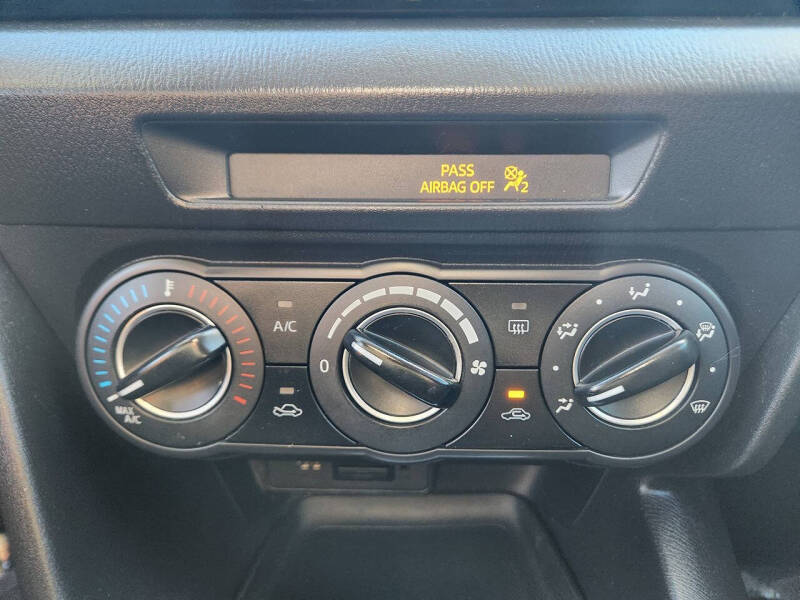 2015 Mazda MAZDA3 i Touring