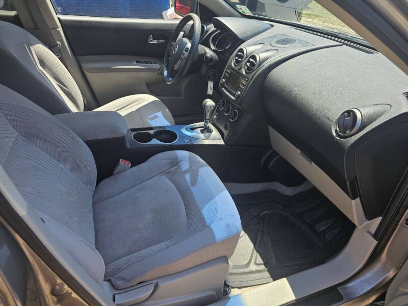 2015 Nissan Rogue Select S - Photo 7