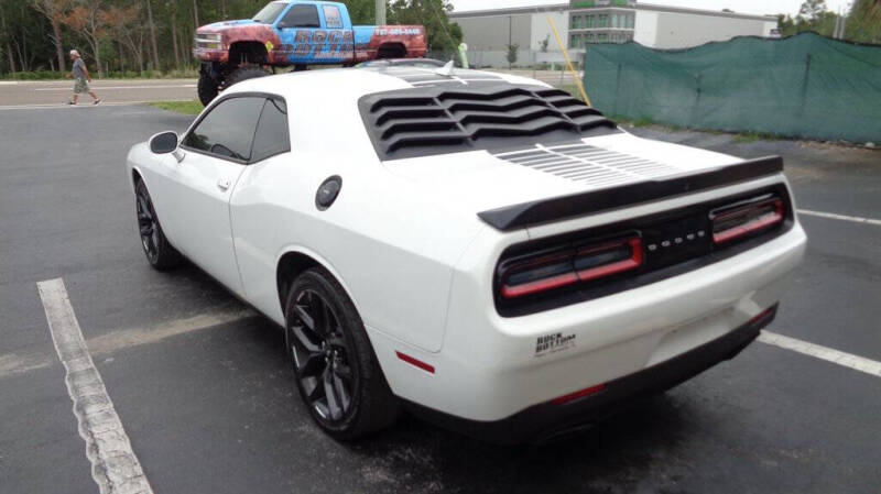 2019 Dodge Challenger SXT