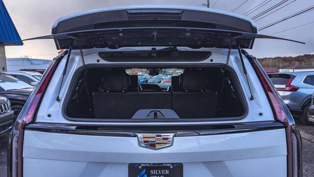 2022 Cadillac Escalade ESV Sport Platinum