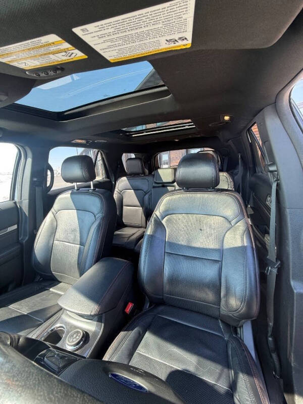 2017 Ford Explorer Sport